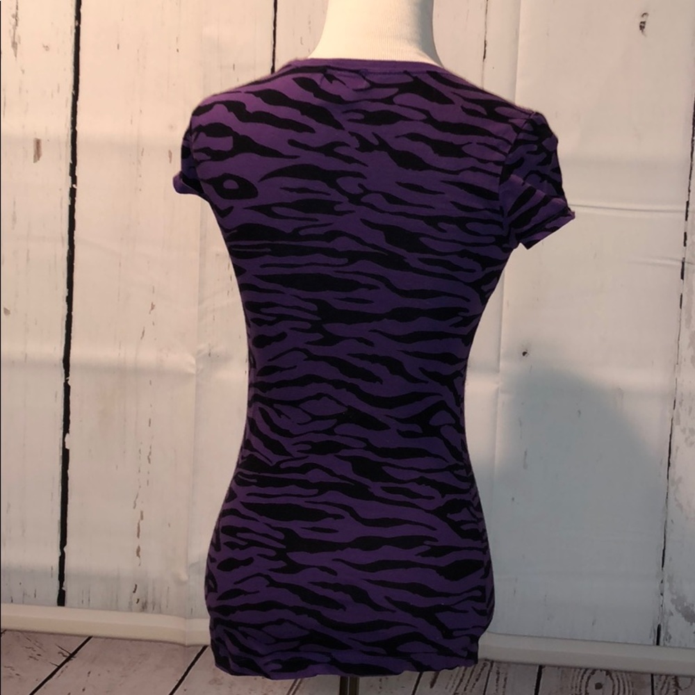 Small T-Shirt - Picture 5 of 6